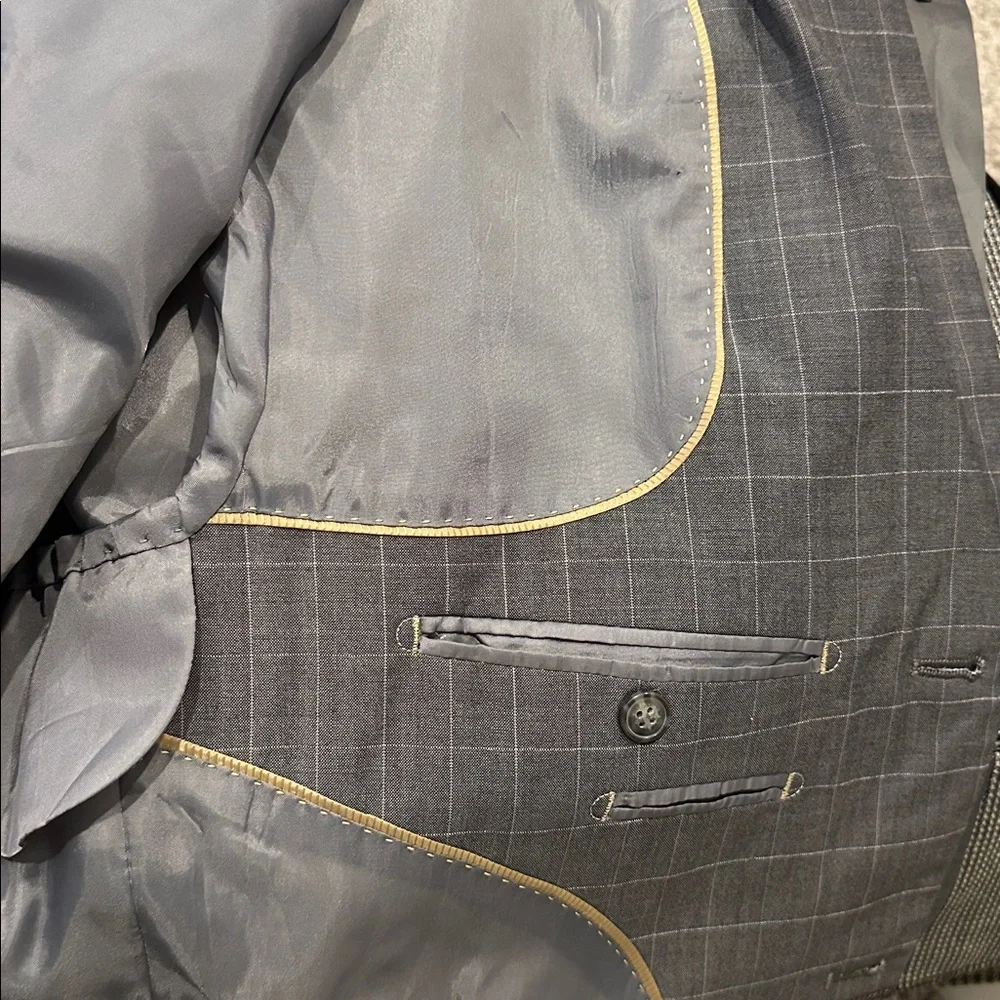 Vintage Trendy Upcycled Cropped Blazer Perfect For the Eco-conscious Fashionista